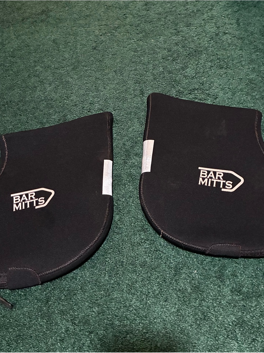 Black Handlebar Pogies - Windproof Neoprene Covers